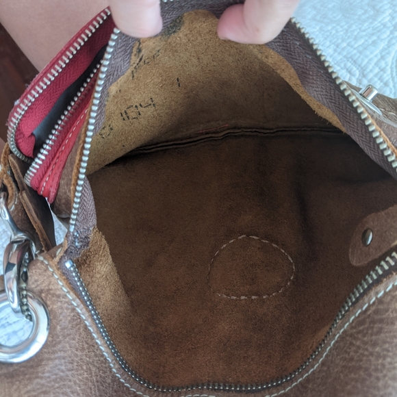 NWOT Roots Village Bag Tribe Canada Collection - Picture 6 of 12